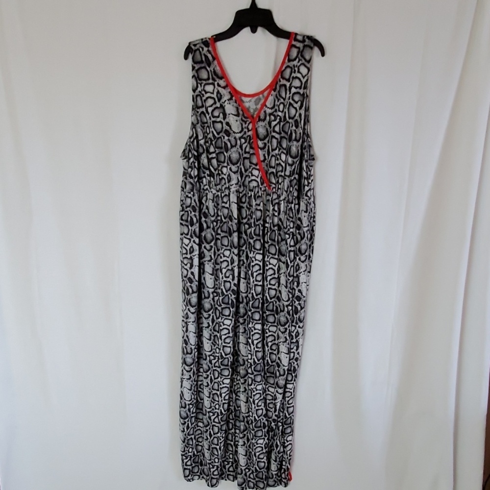 Cacique rayon spandex dress/nightgown
